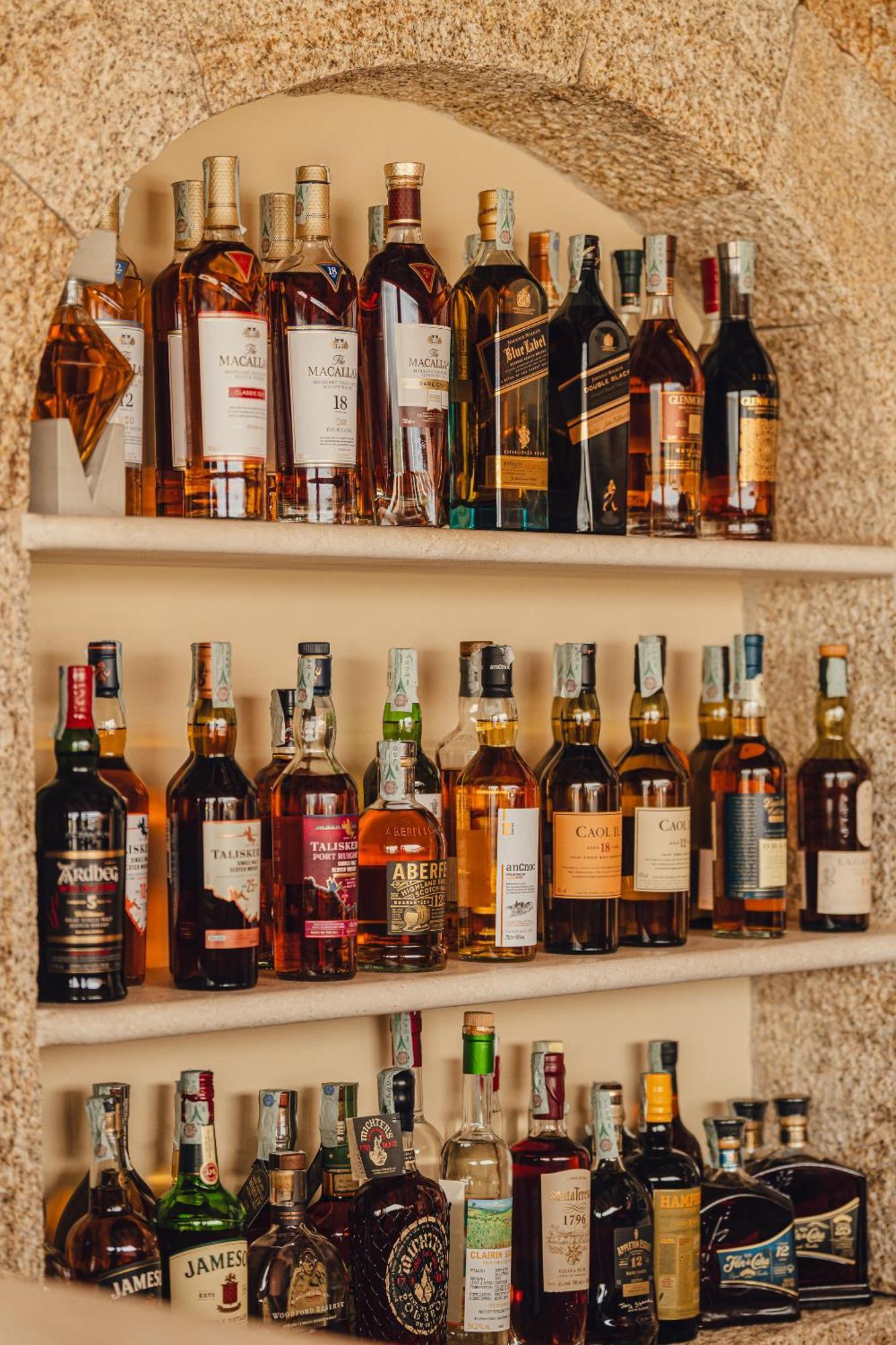 Aethos Sardinia Hotel Cannigione Bagian luar foto